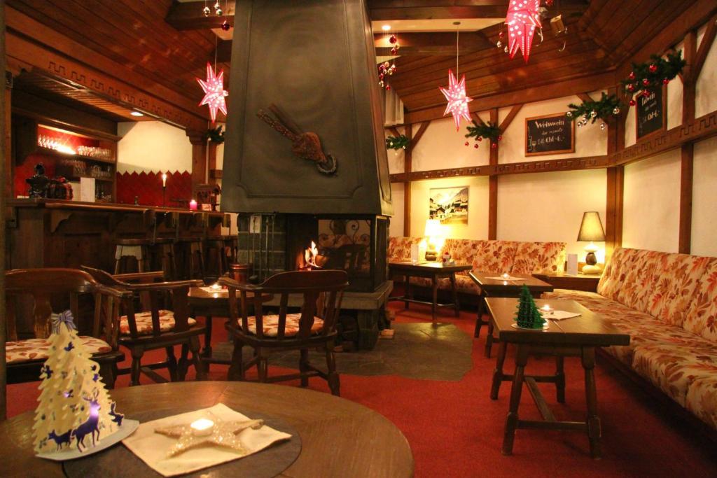 科里纳酒店 萨斯费 外观 照片